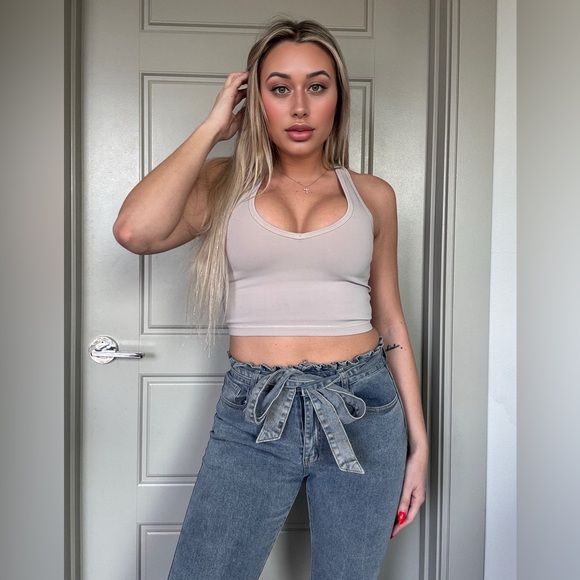 Light jeans - Picture 2 of 3